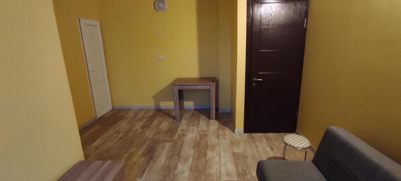 Femily Hotel In Batumi Mareti Str 2 Eksteriør billede