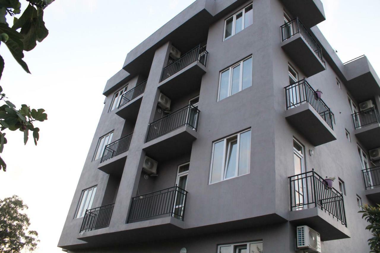 Femily Hotel In Batumi Mareti Str 2 Eksteriør billede
